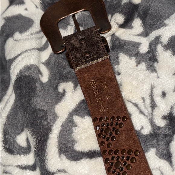 πππ»π β’ π€ Buckle x They see when you cβminβ¦ Vibes π
ππ
- Picture 7 of 9